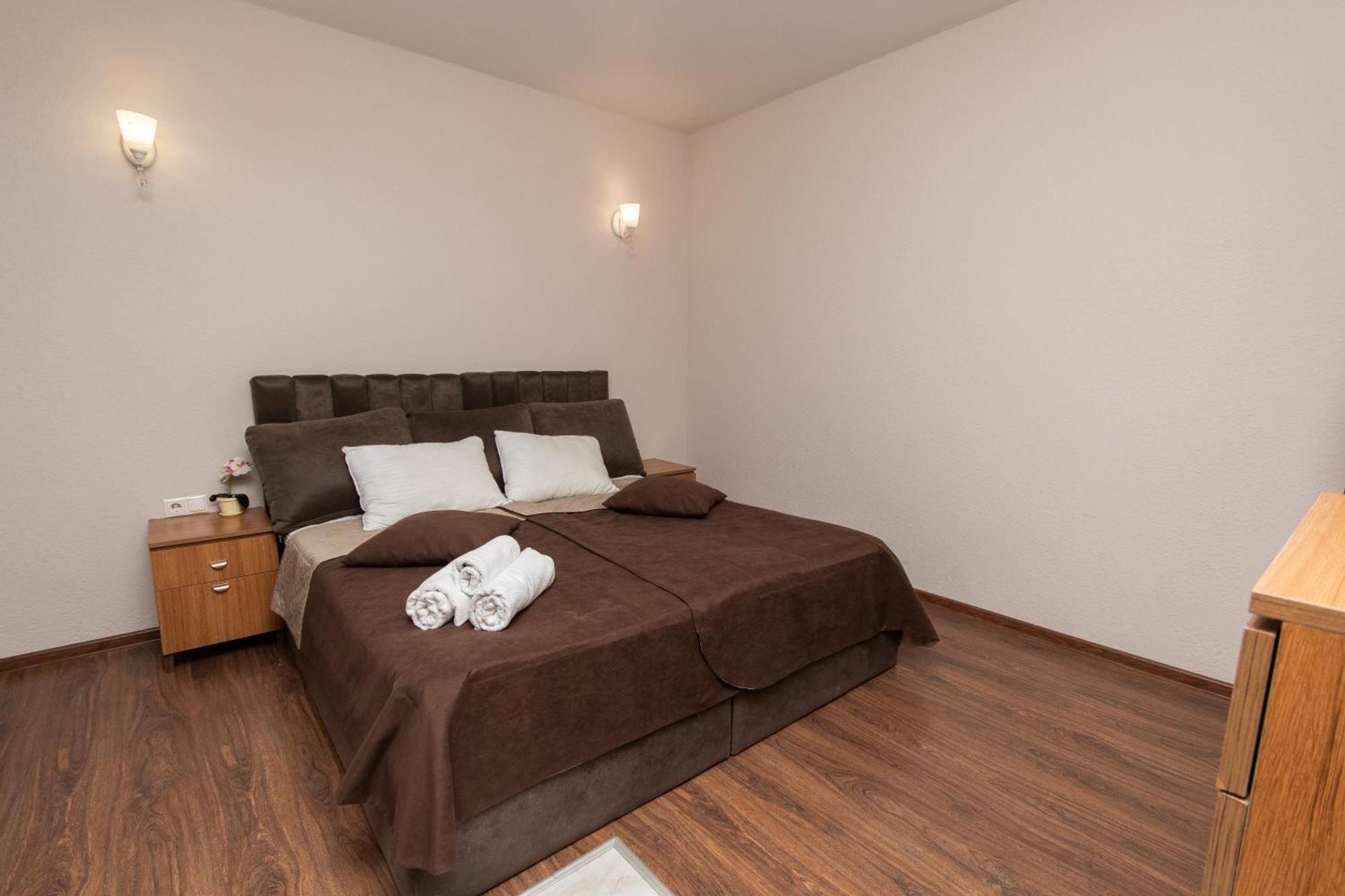 Hillside Guest House 耶烈万 外观 照片