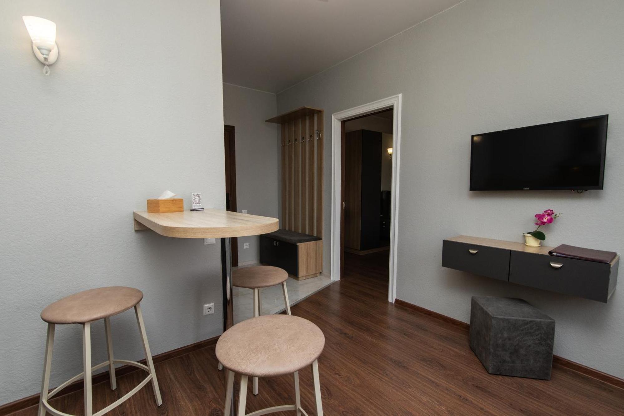 Hillside Guest House 耶烈万 外观 照片